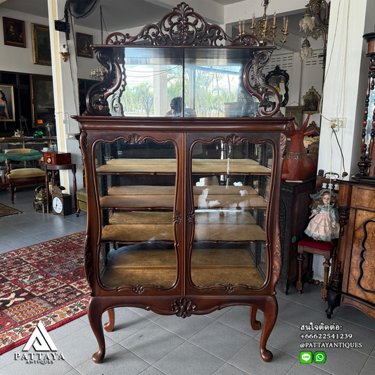 19th Century Dutch Mahogany display cabinet