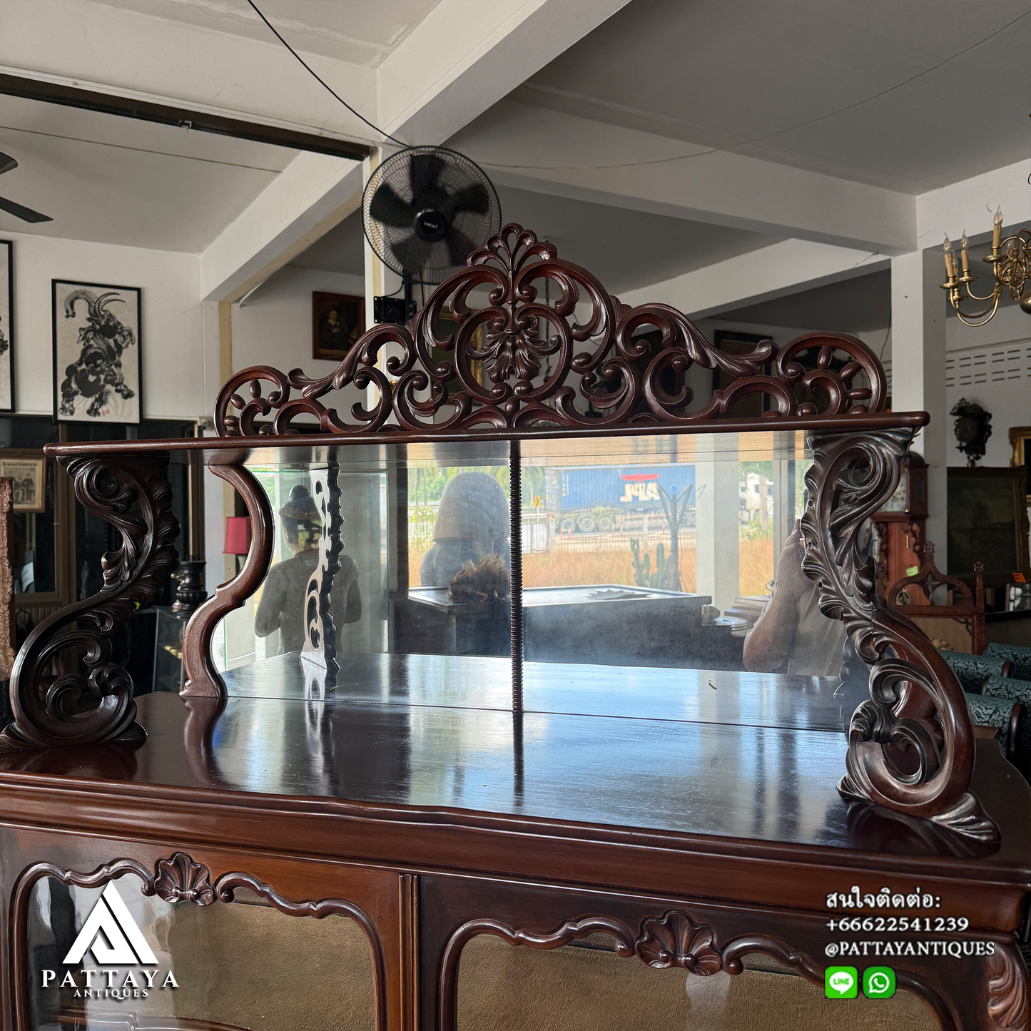 19th Century Dutch Mahogany display cabinet