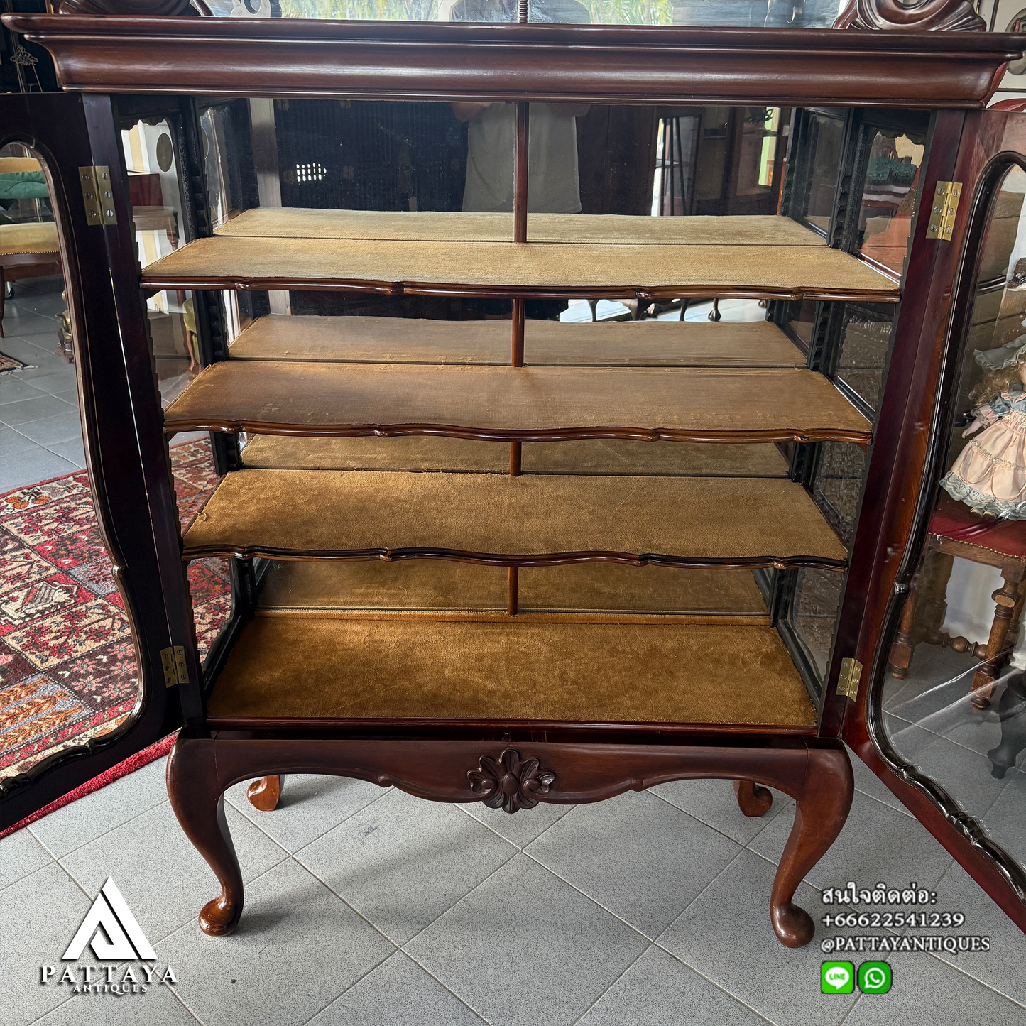 19th Century Dutch Mahogany display cabinet