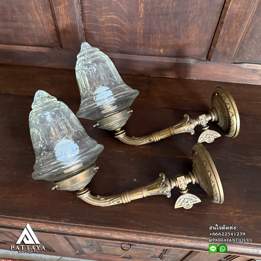 1920/30s Pair of Bronze Wall Sconces