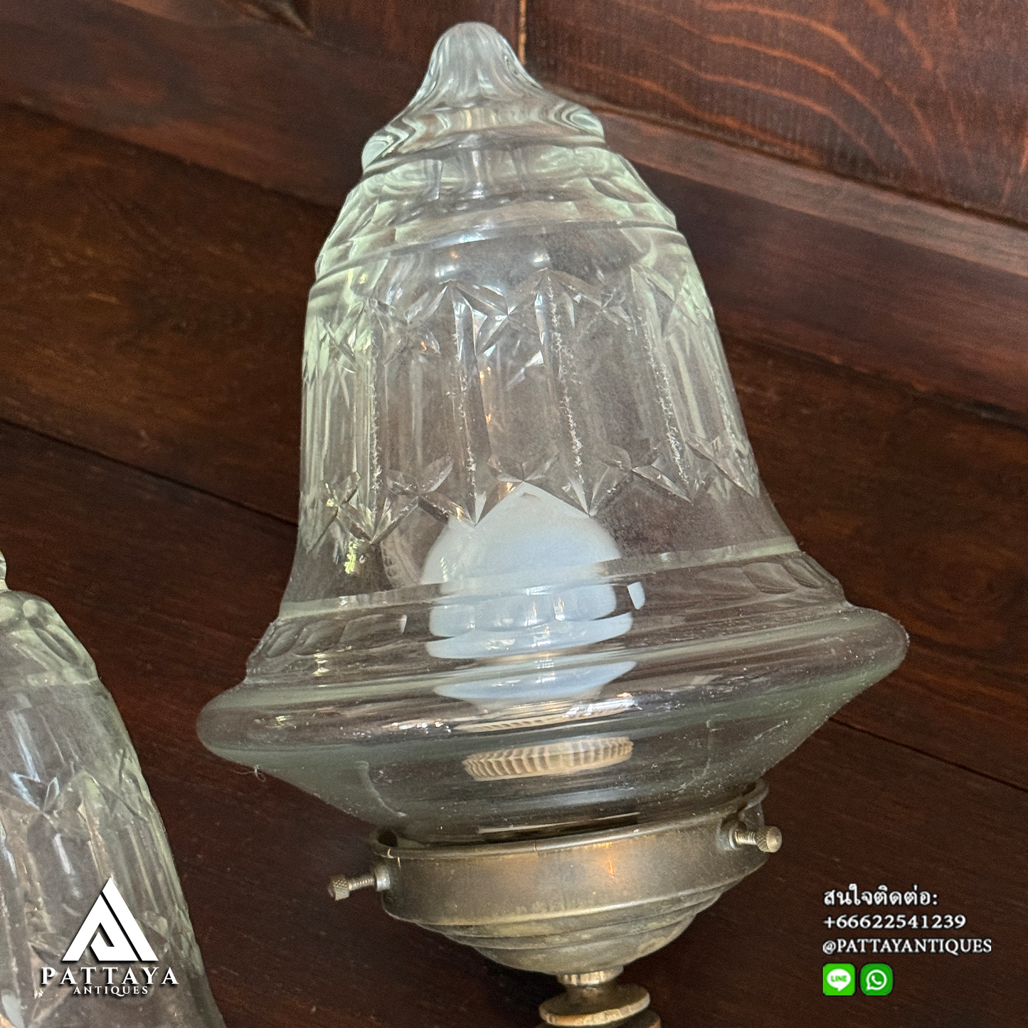 1920/30s Pair of Bronze Wall Sconces