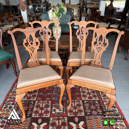 4 Antique Chippendale Chairs