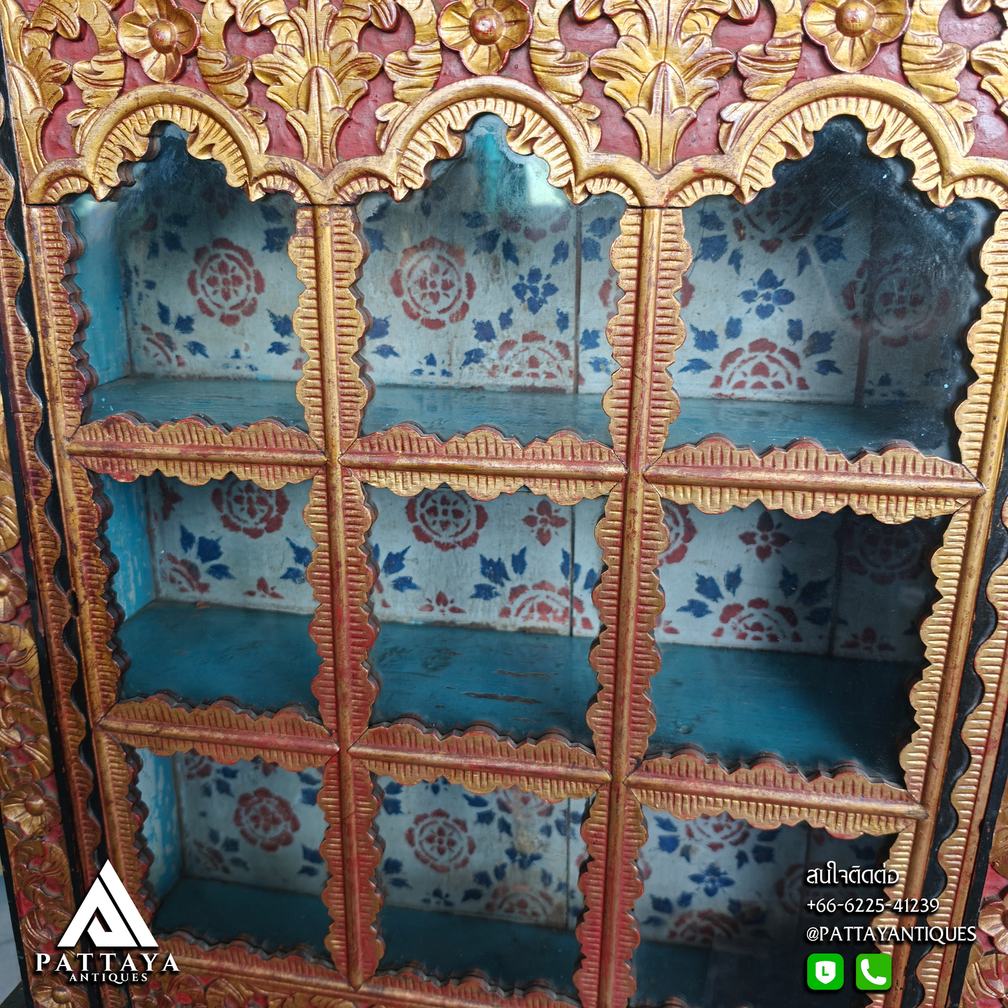 Lemari Pelambang Wall Display Cabinet