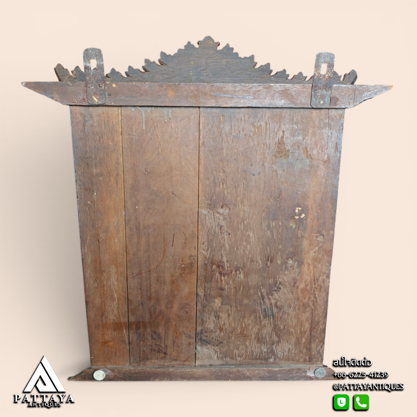 Lemari Pelambang Wall Display Cabinet
